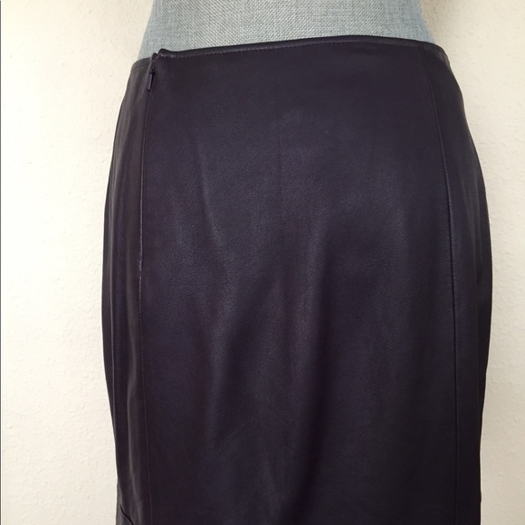 WORTH Leather Skirt, Plum color, Size 4 - Picture 4 of 7